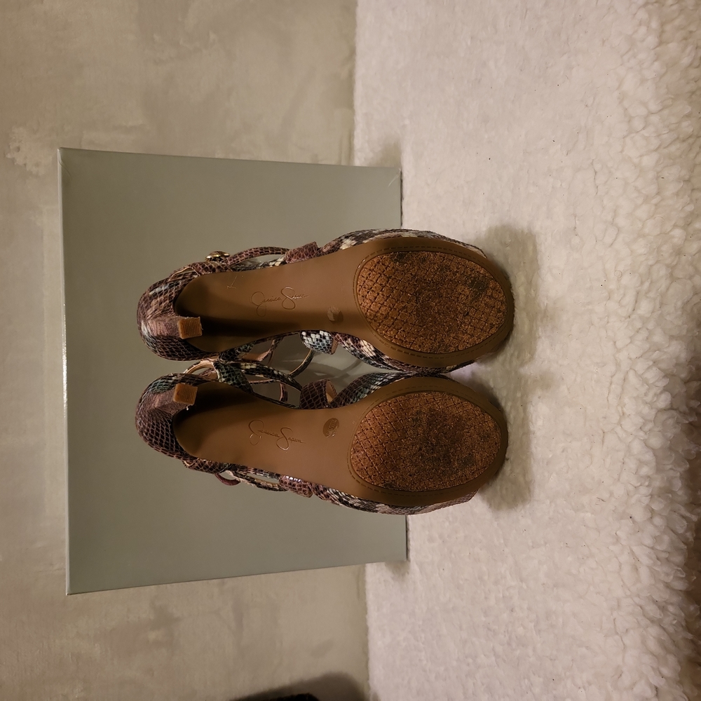 Jessica Simpson Finlay ~ Strappy Python Print Sz … - image 6